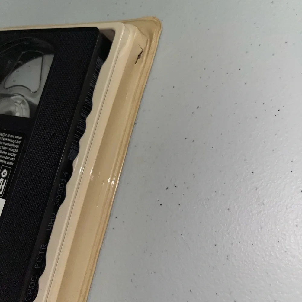 Willy Wonka & the Chocolate Factory VHS Movie